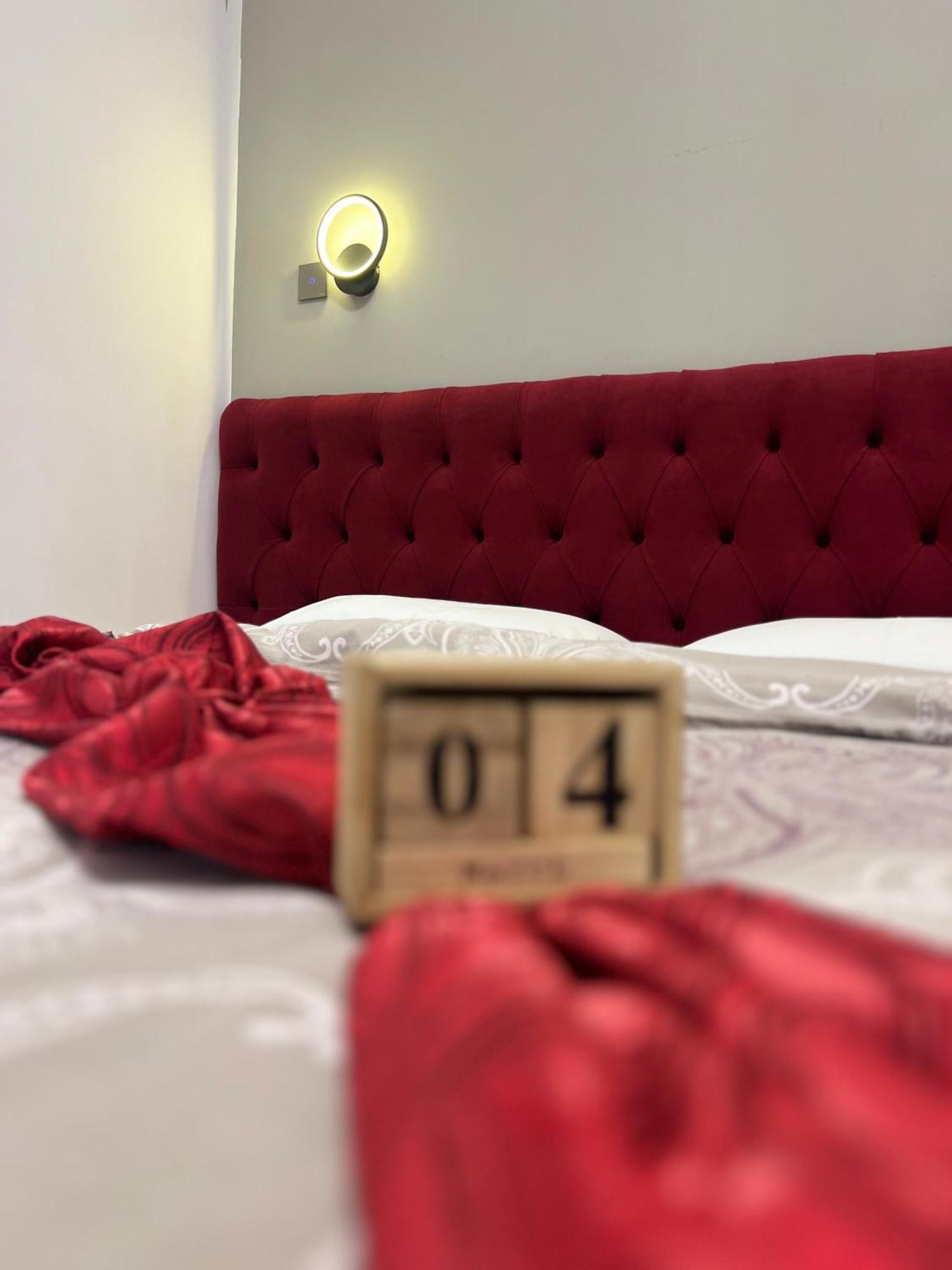 Aigi Rooms Vila Buşteni Exteriör bild