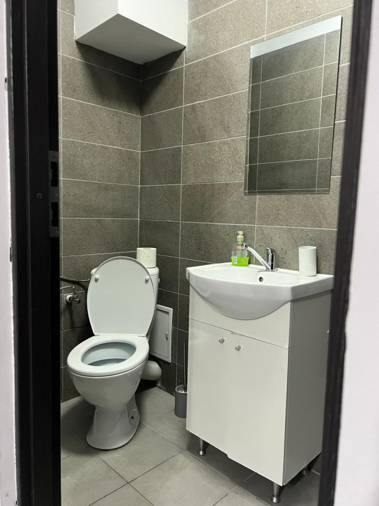 Aigi Rooms Vila Buşteni Exteriör bild