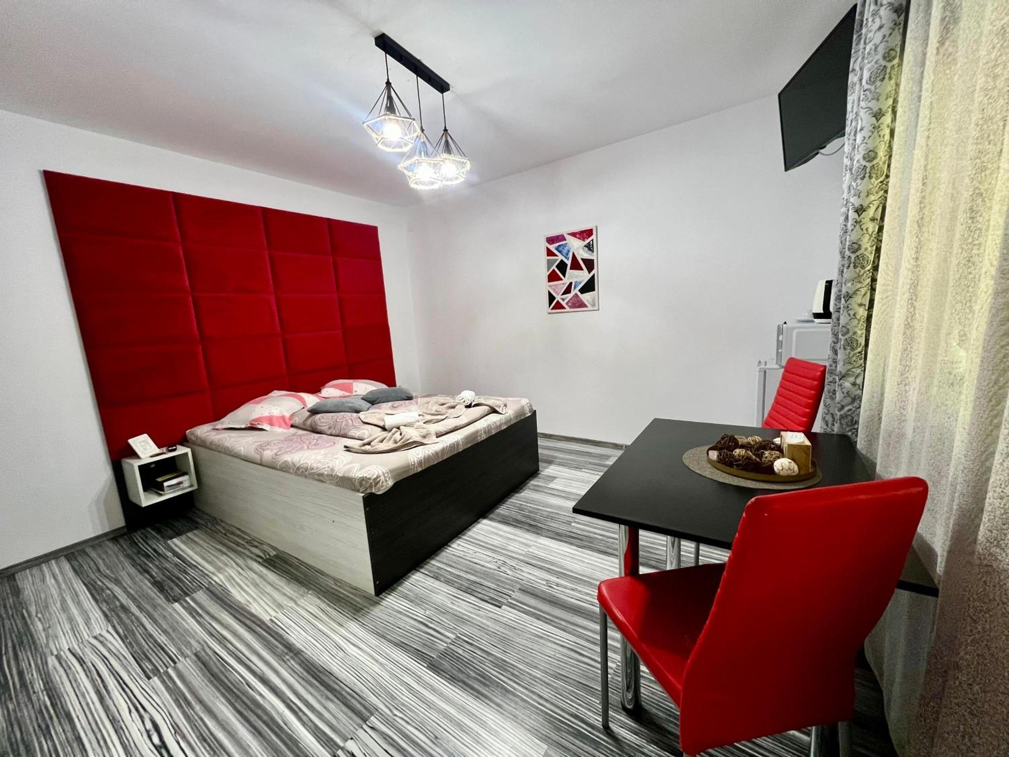Aigi Rooms Vila Buşteni Exteriör bild